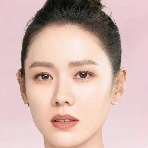 Foto terbaru dari Son Yejin