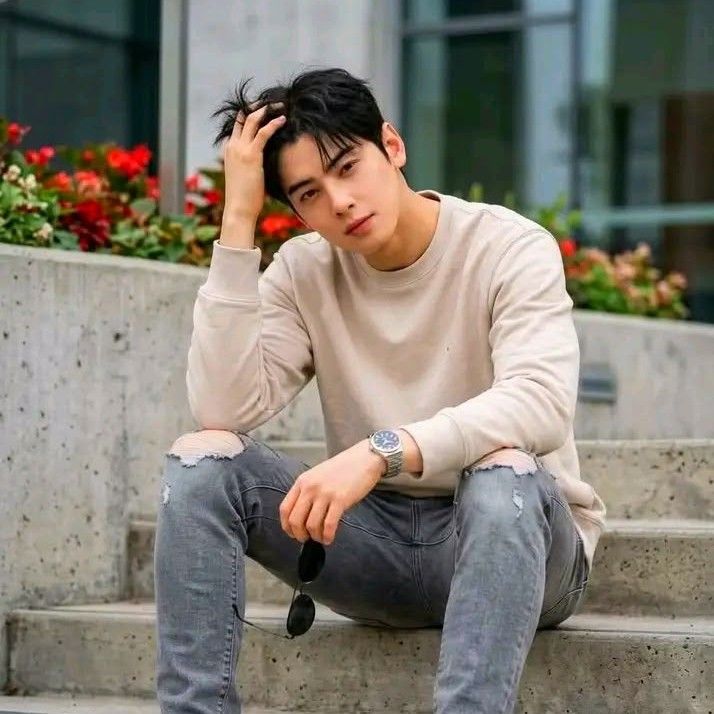 A moment captured by a fan of Cha Eunwoo