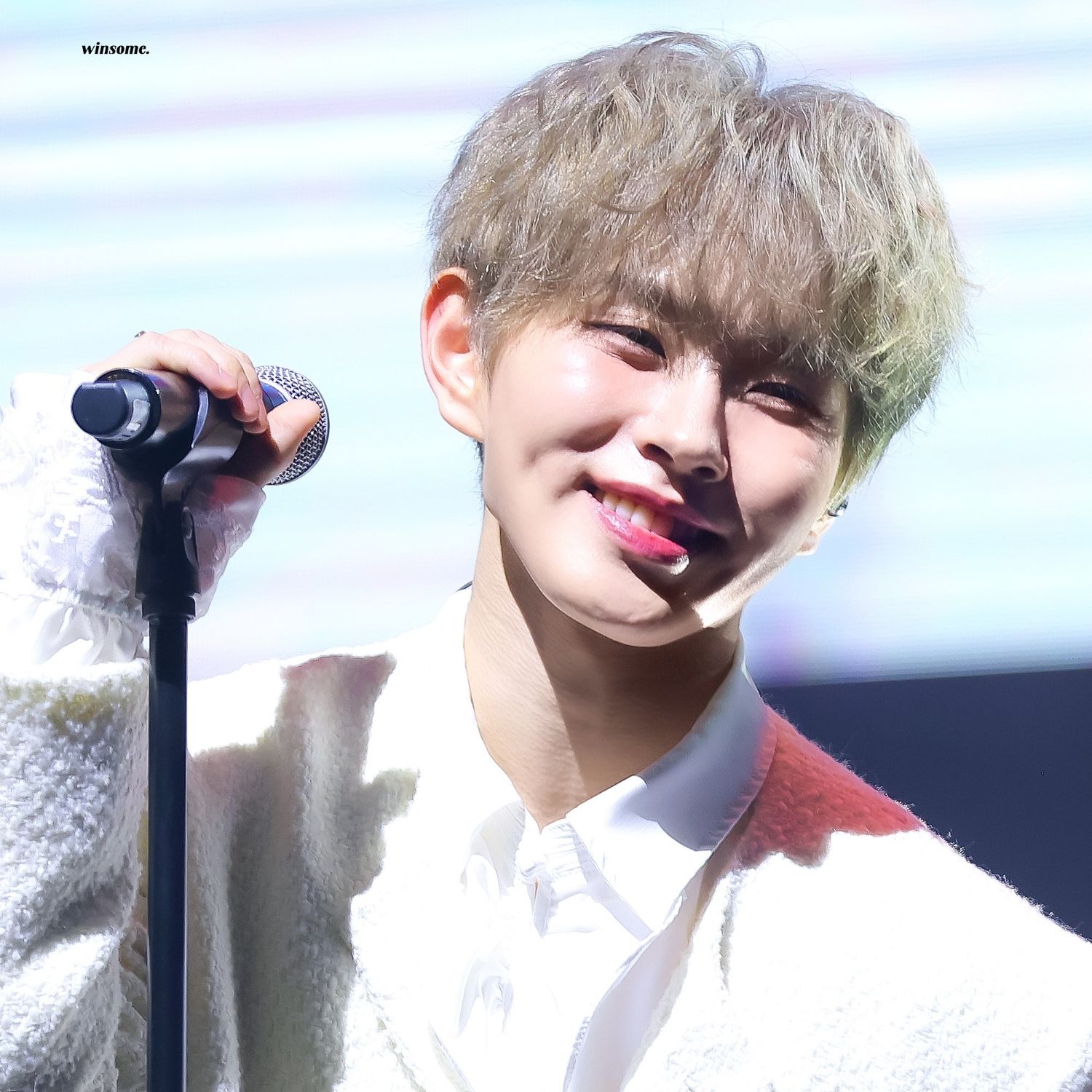 Behind-the-scenes cut of Lee Byeongchan