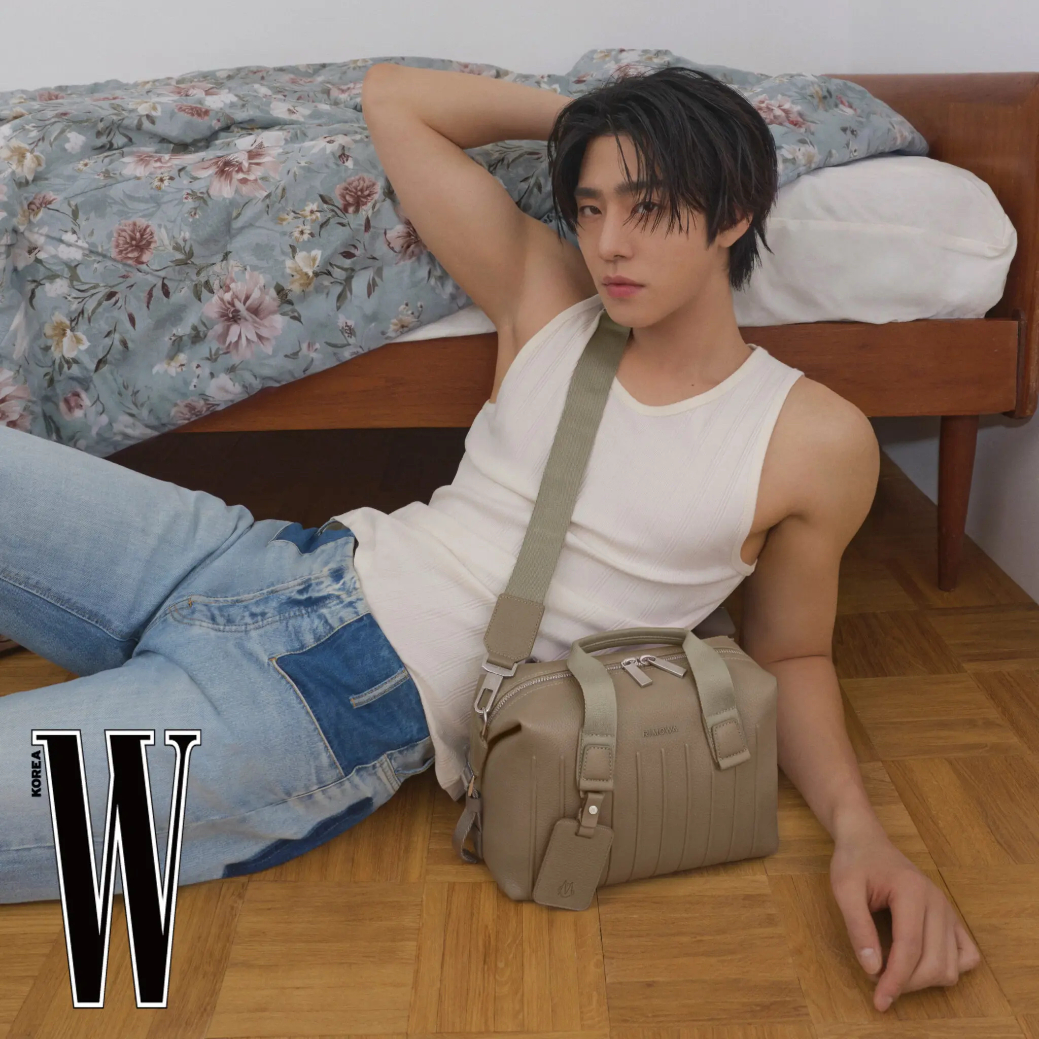 Recent activity shot of Ahn Hyoseop