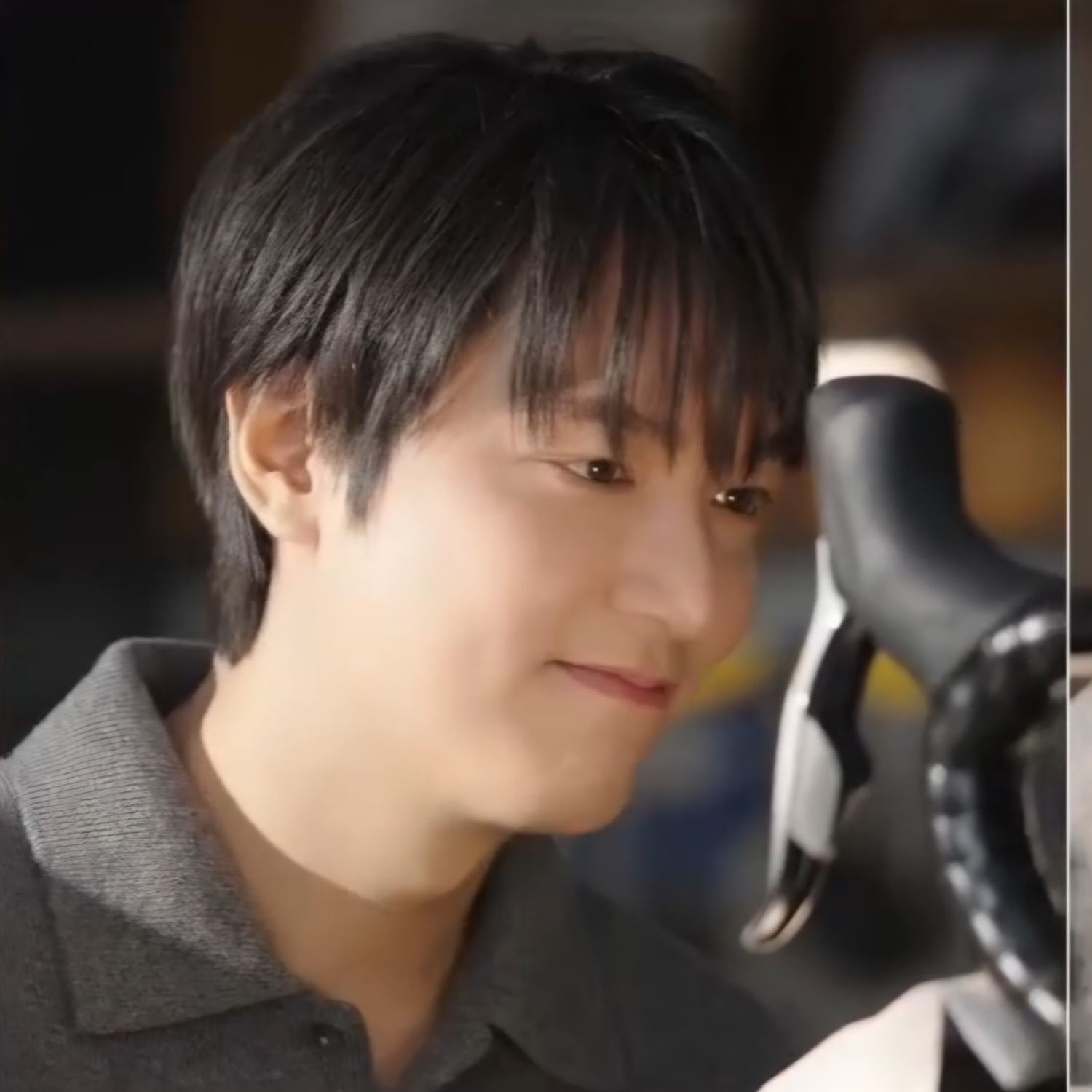 粉丝拍下的李敏镐瞬间