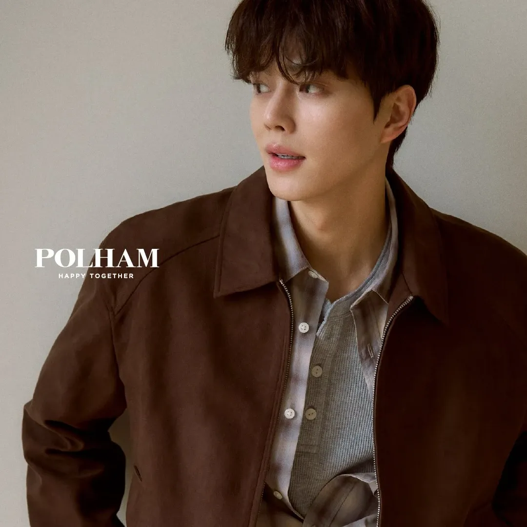 Latest photo of Song Kang