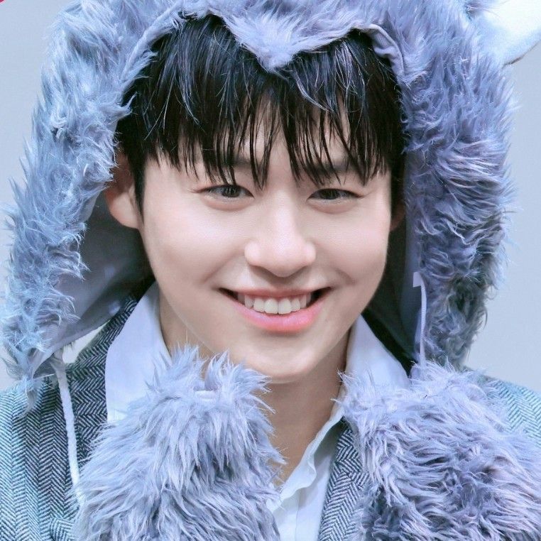 Latest photo of Lee Solomon