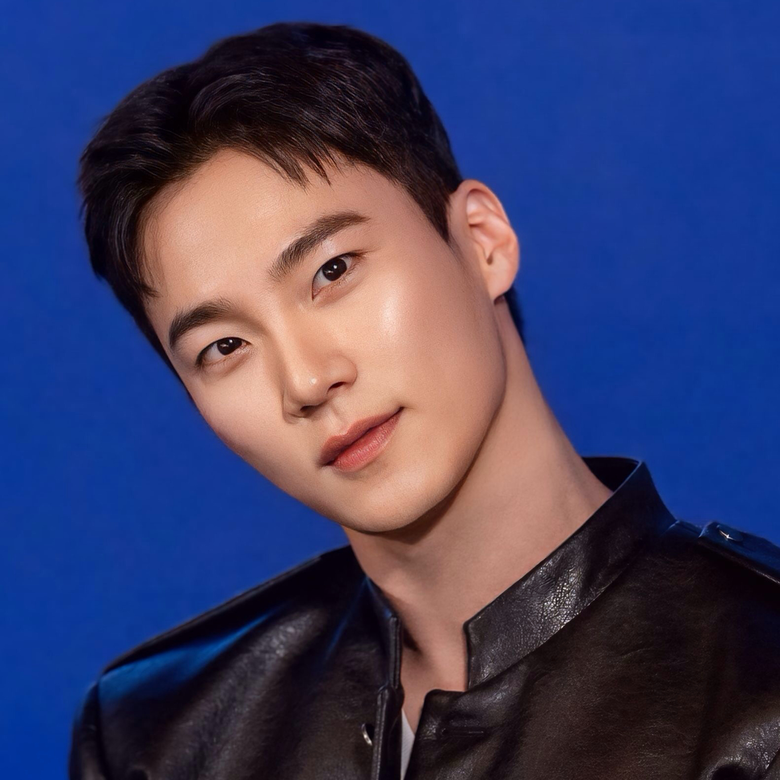 Behind-the-scenes cut of Lee Hongnae
