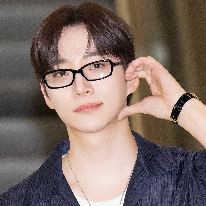 Latest photo of Lee Junho
