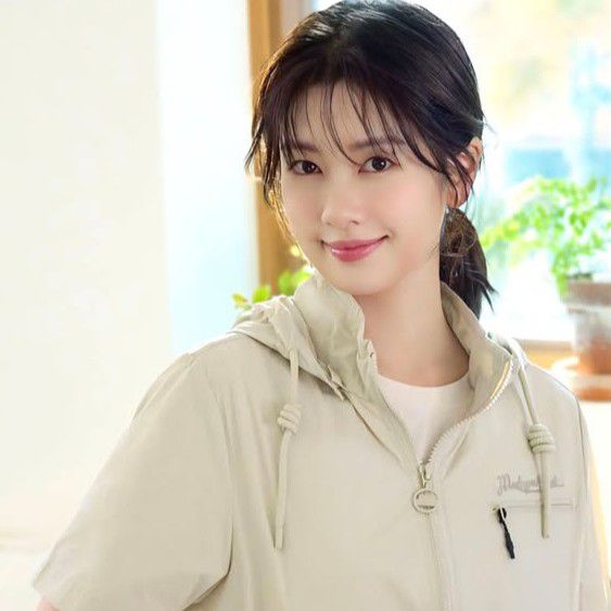 Behind-the-scenes cut of Jung Somin