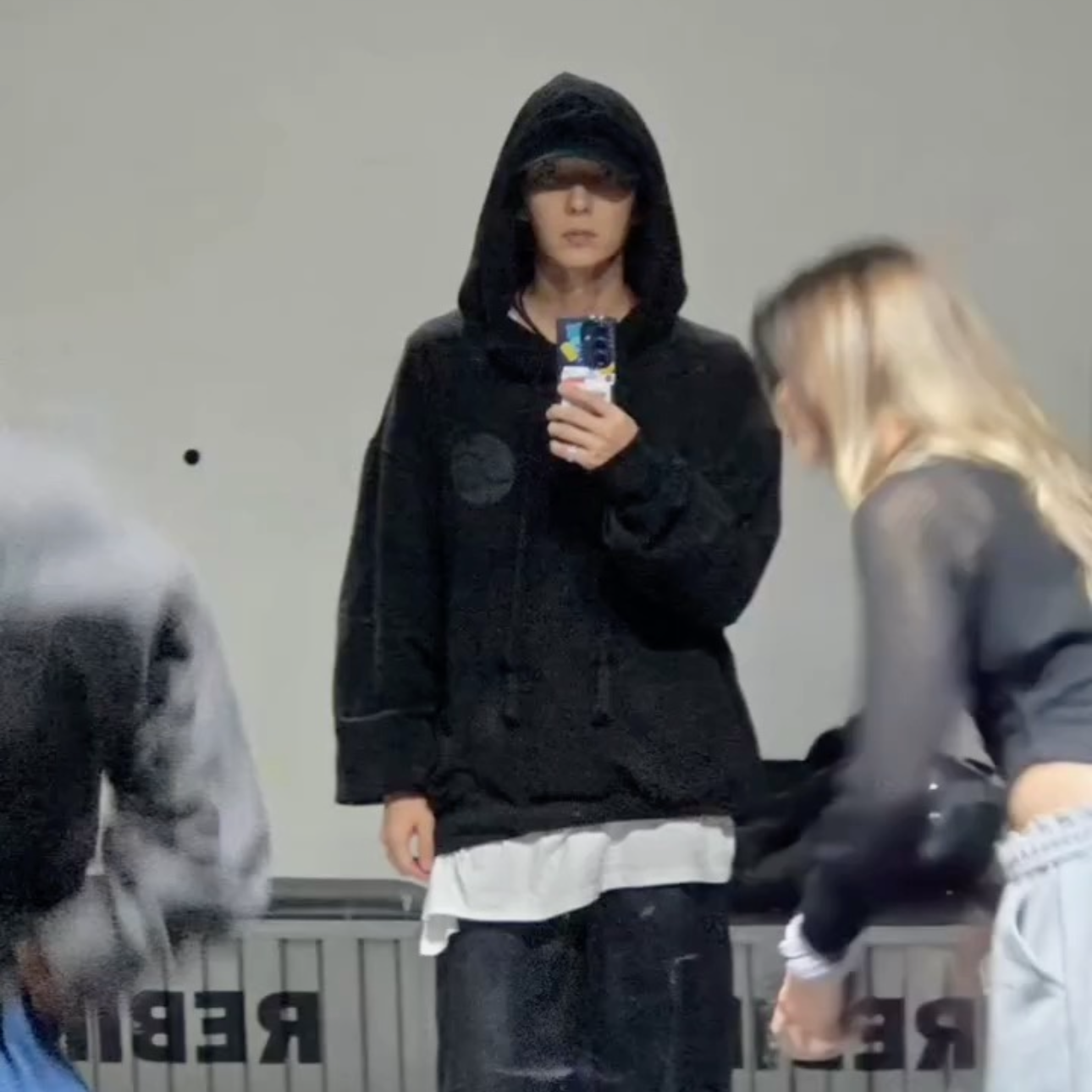 Cuplikan di balik layar dari Lee Joongi