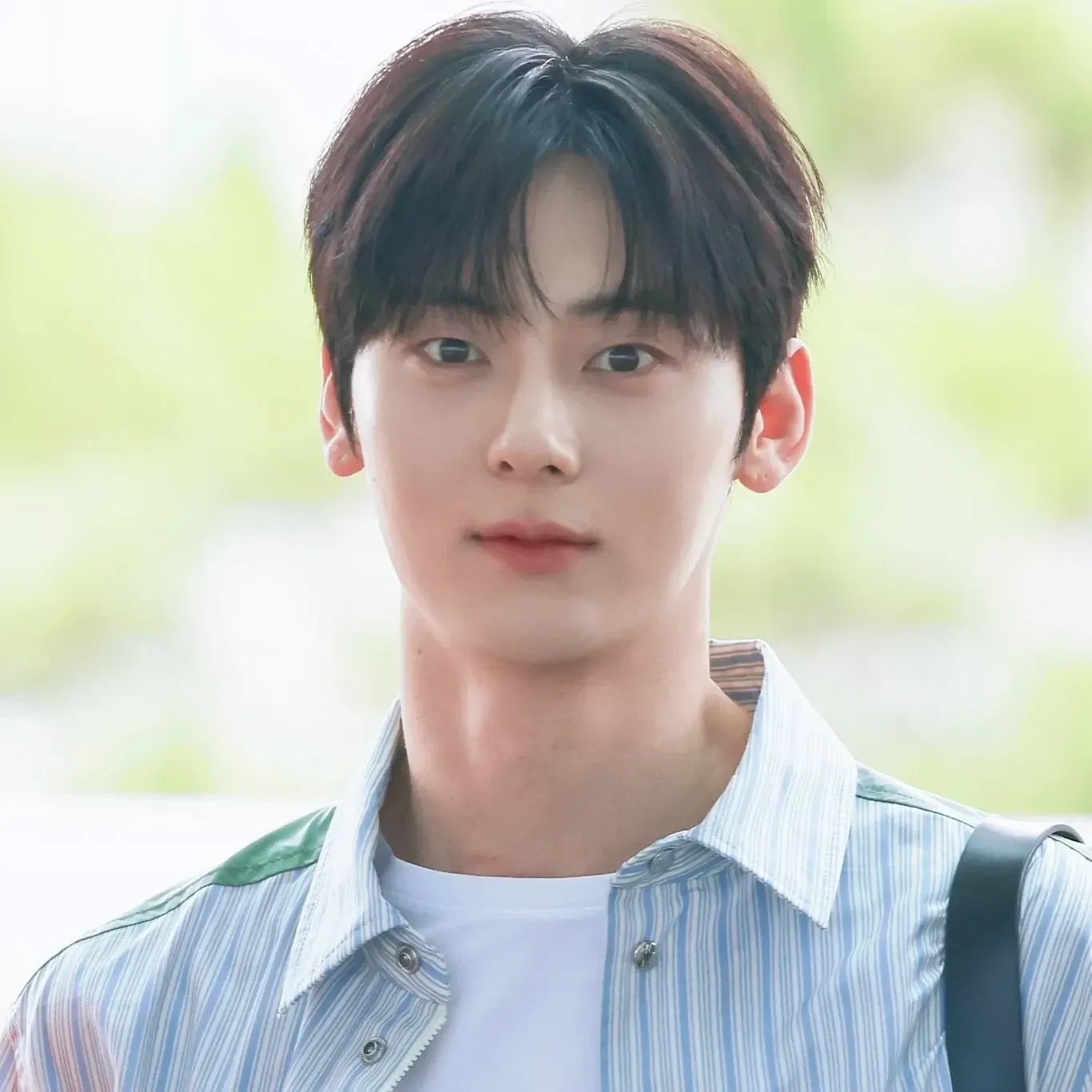 Behind-the-scenes cut of Hwang Minhyun