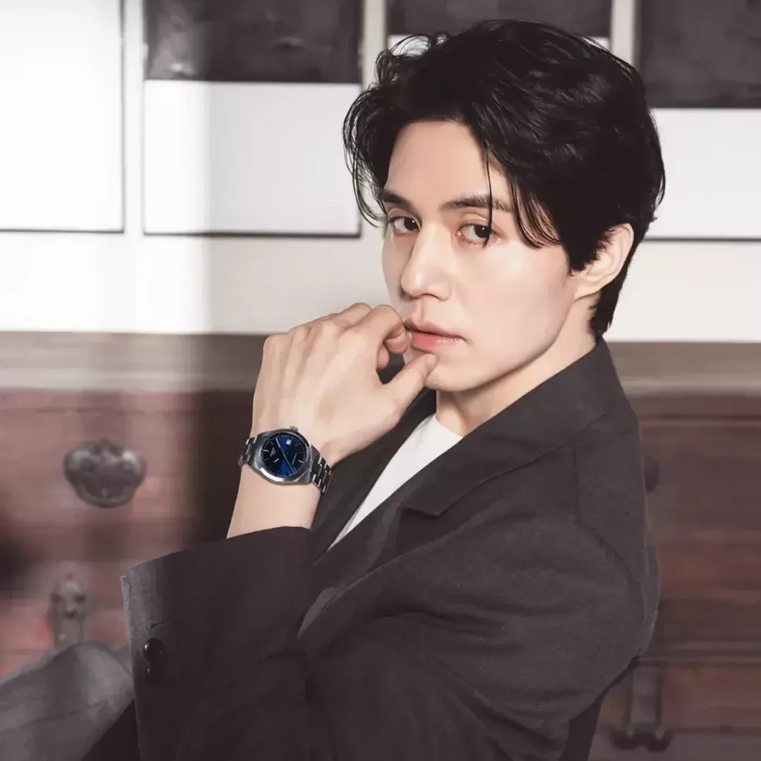 A moment captured by a fan of Lee Dongwook