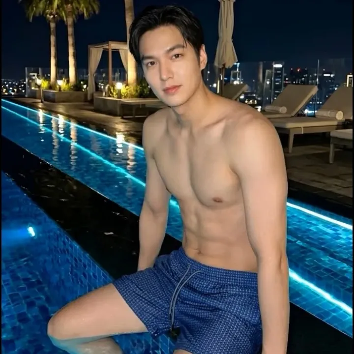 Latest photo of Lee Minho