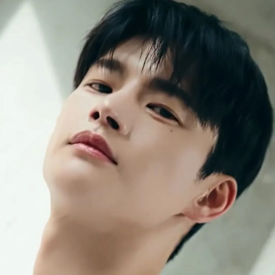 Foto terbaru dari Seo Inguk