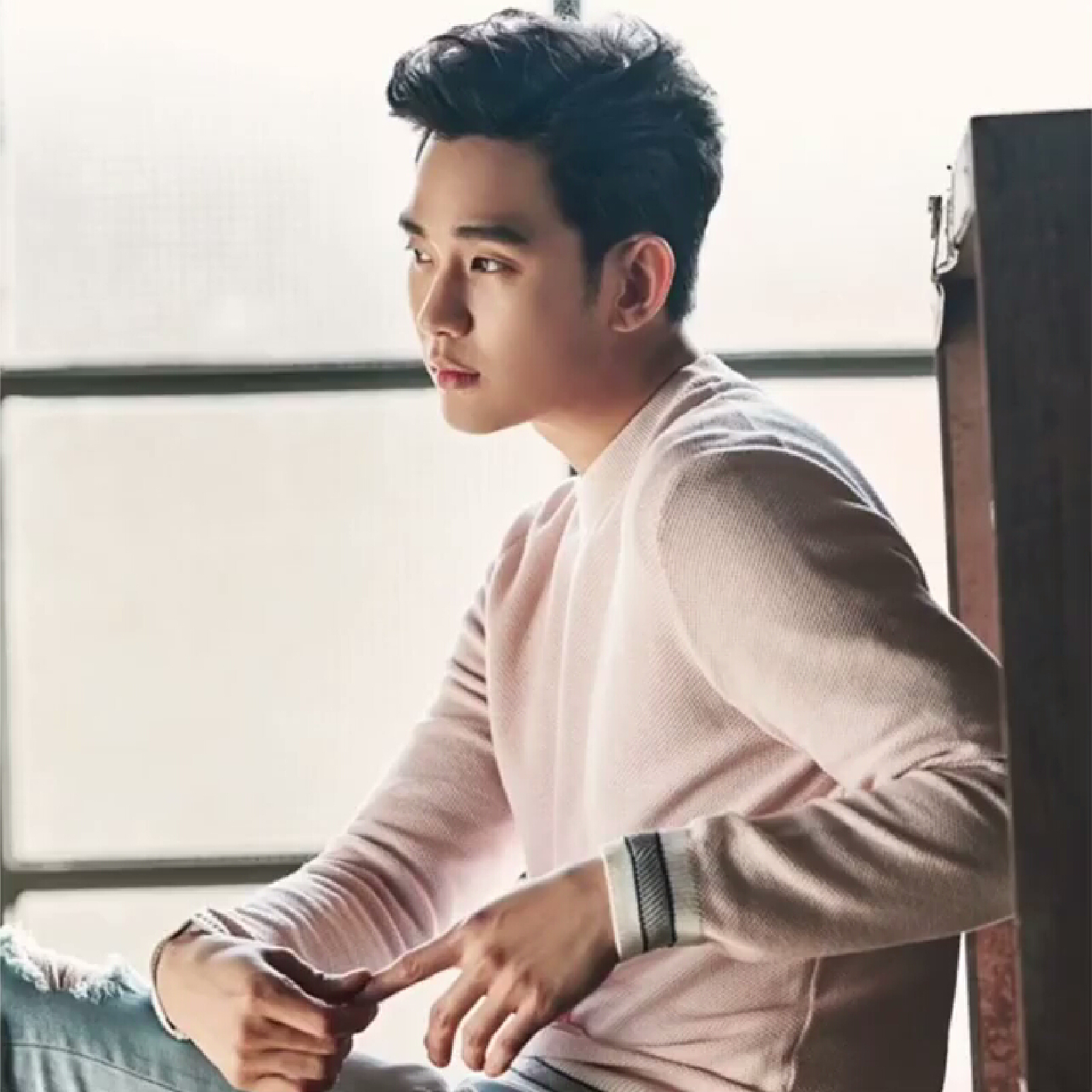 A moment captured by a fan of Kim Soohyun
