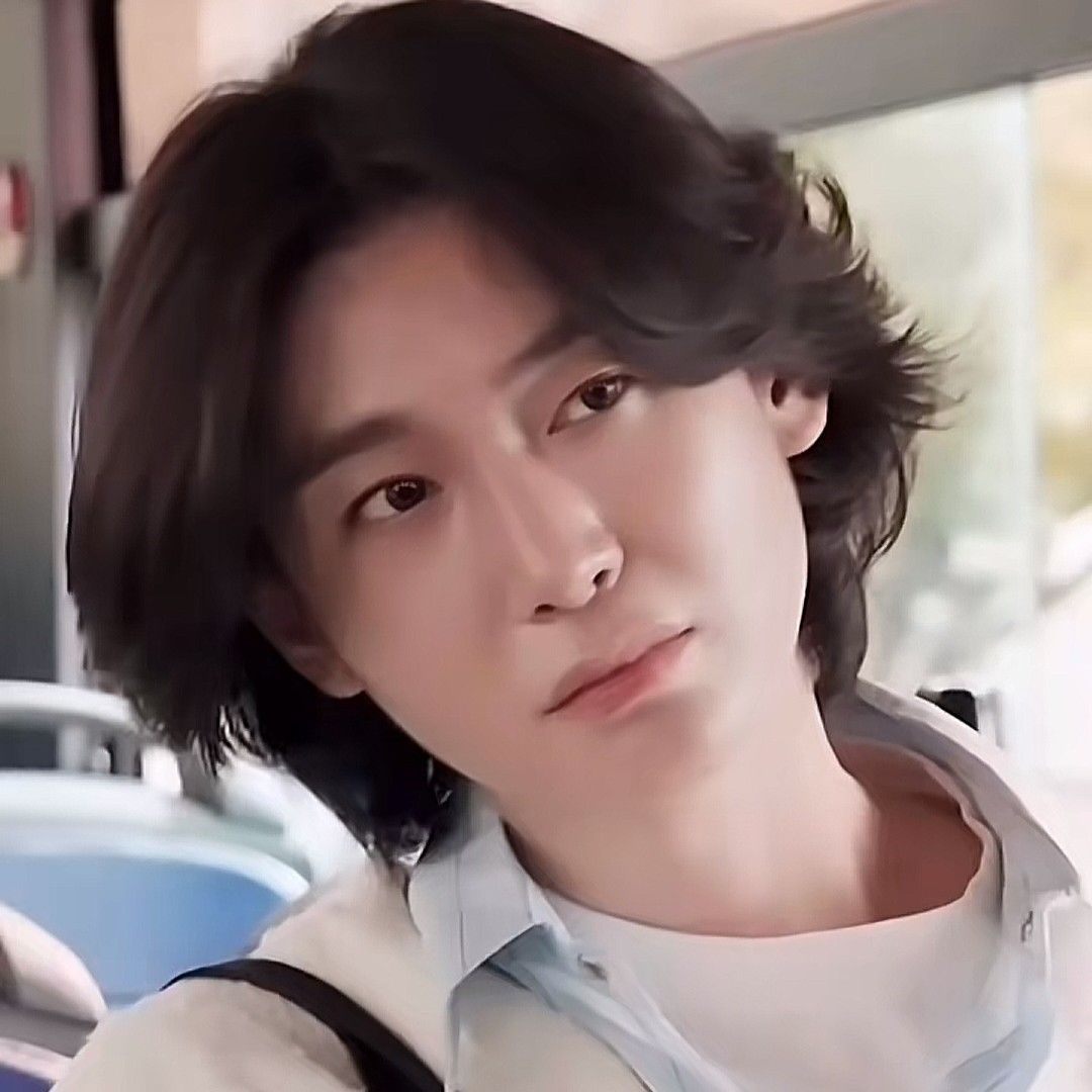 김용빈의 최신 사진