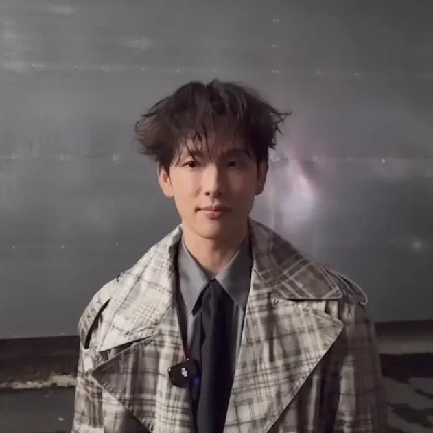Latest photo of Yim Siwan