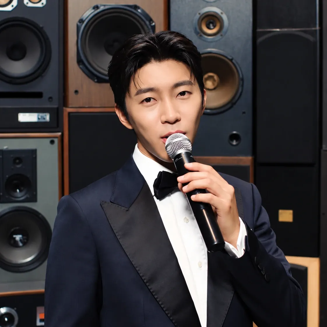 Cuplikan di balik layar dari Lim Youngwoong