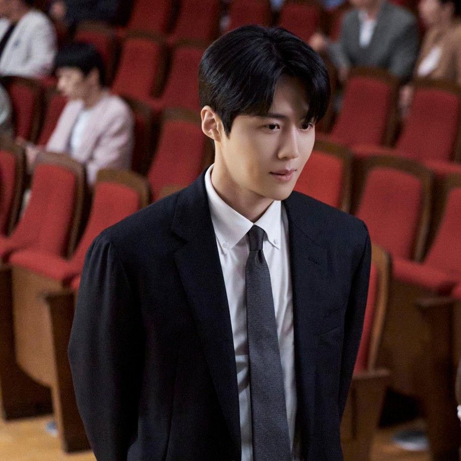 Recent activity shot of Kim Seonho