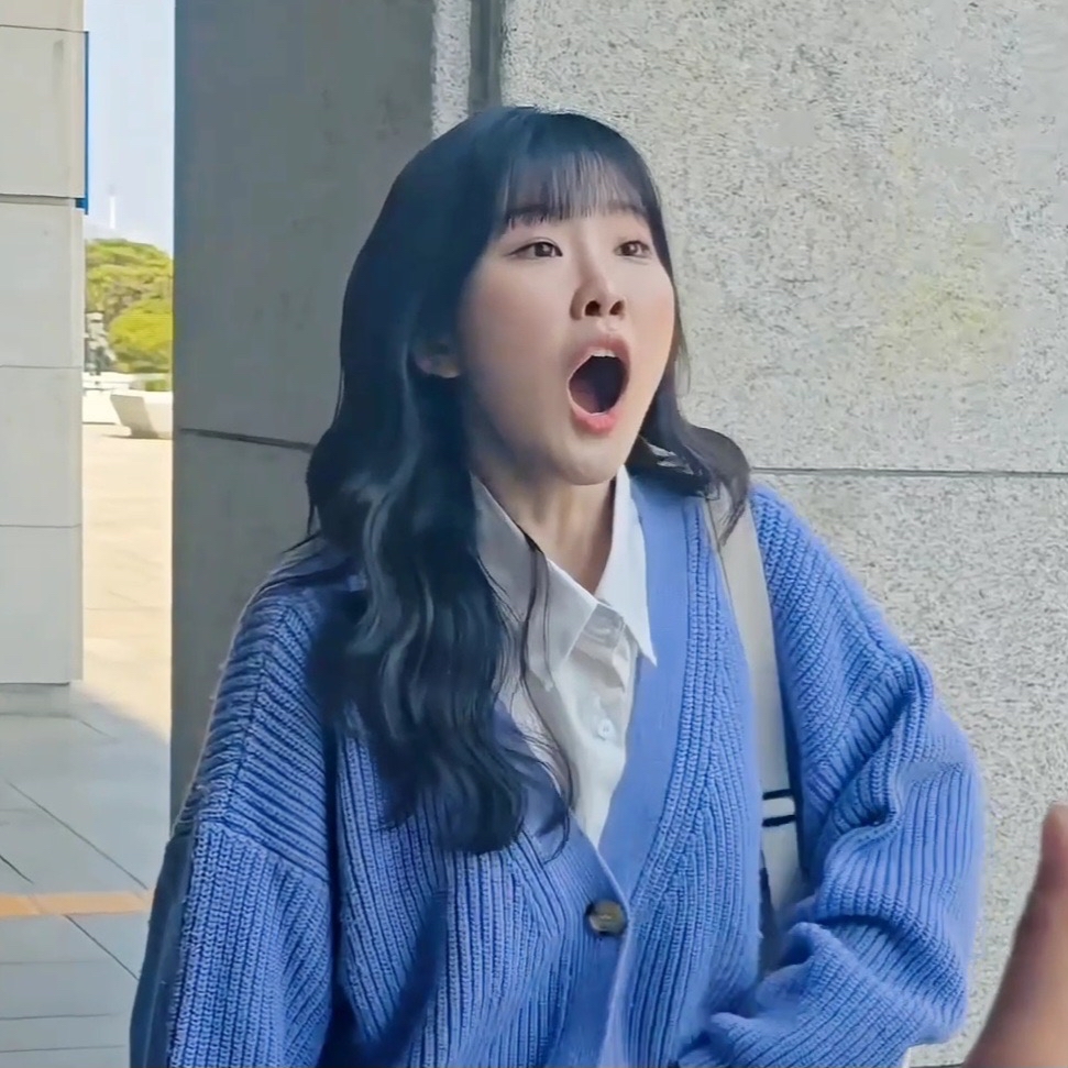 Behind-the-scenes cut of Hong Seongyun