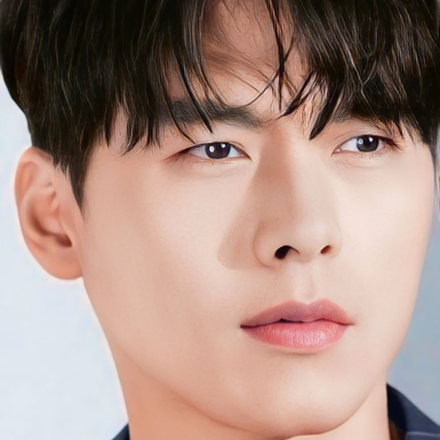 Cuplikan di balik layar dari Hyun Bin