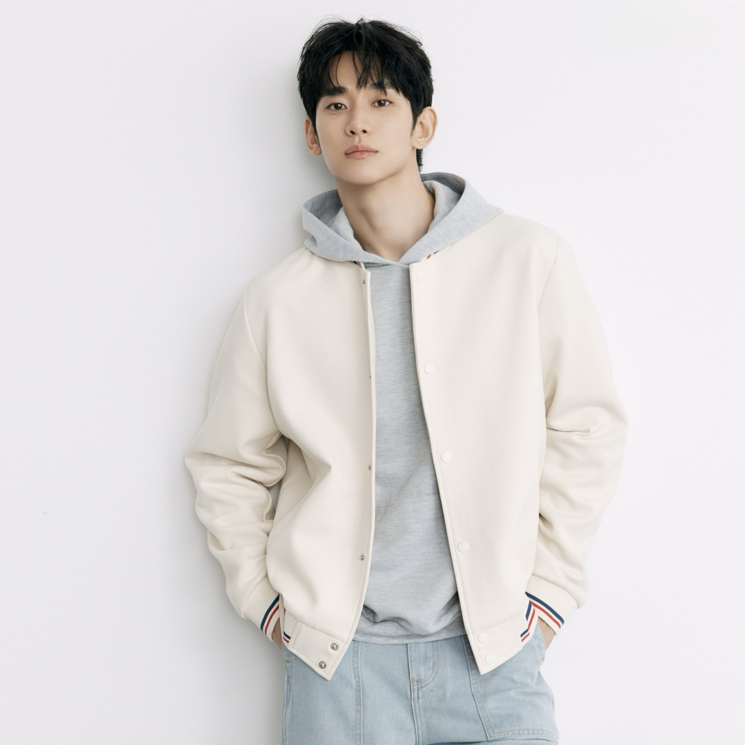Recent activity shot of Kim Soohyun