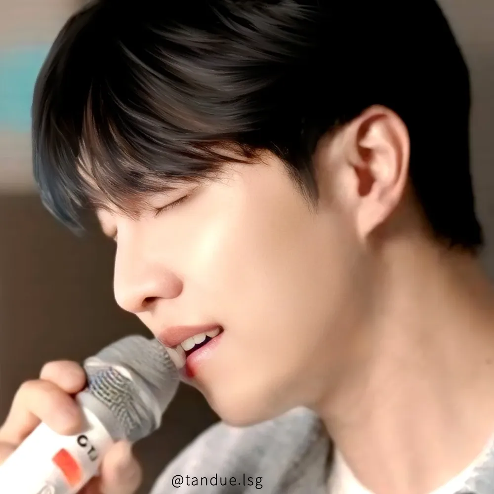 Behind-the-scenes cut of Lee Seunggi