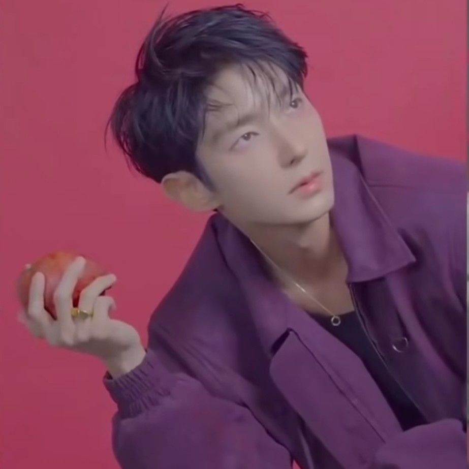 Cuplikan di balik layar dari Lee Joongi