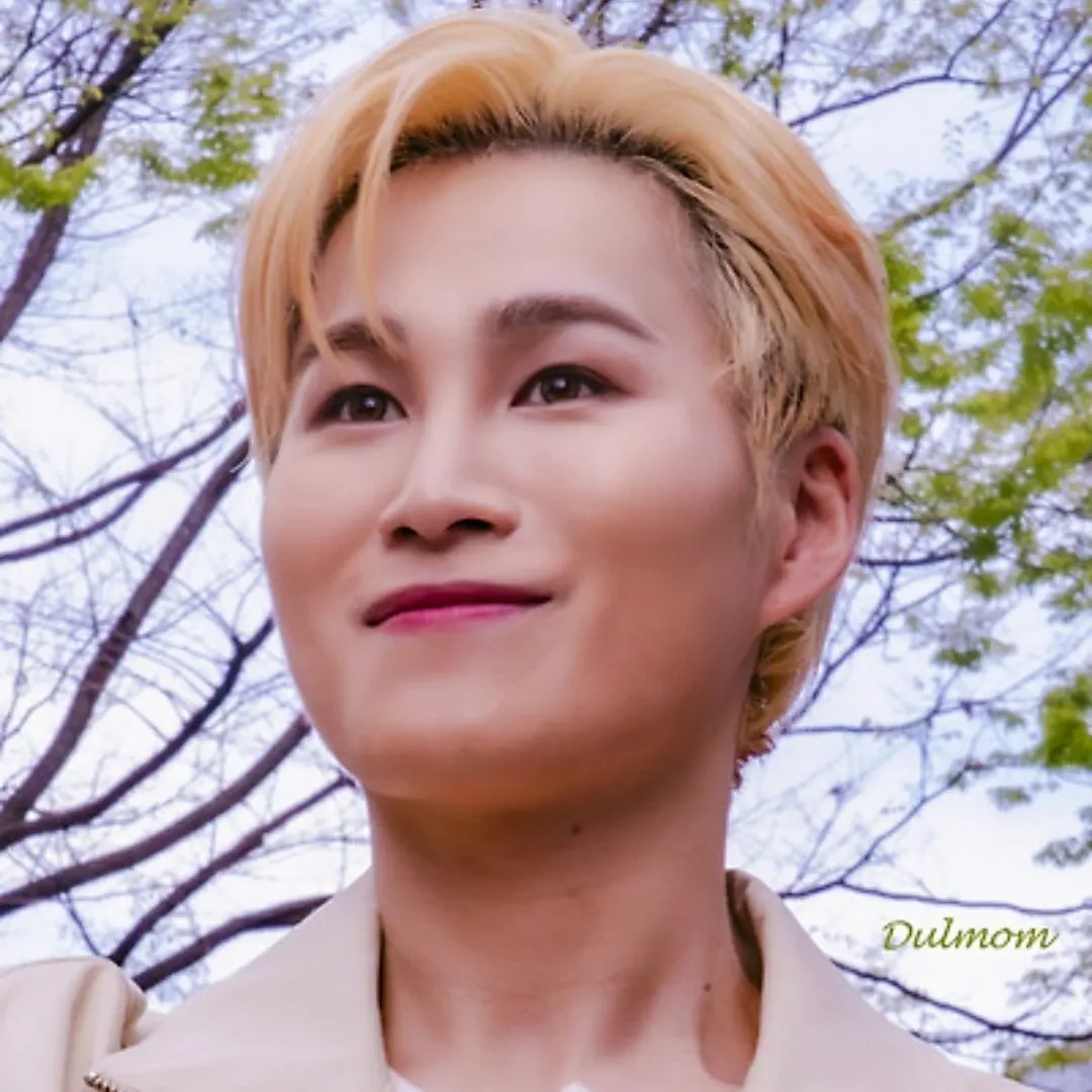 Cuplikan di balik layar dari Kim Heejae