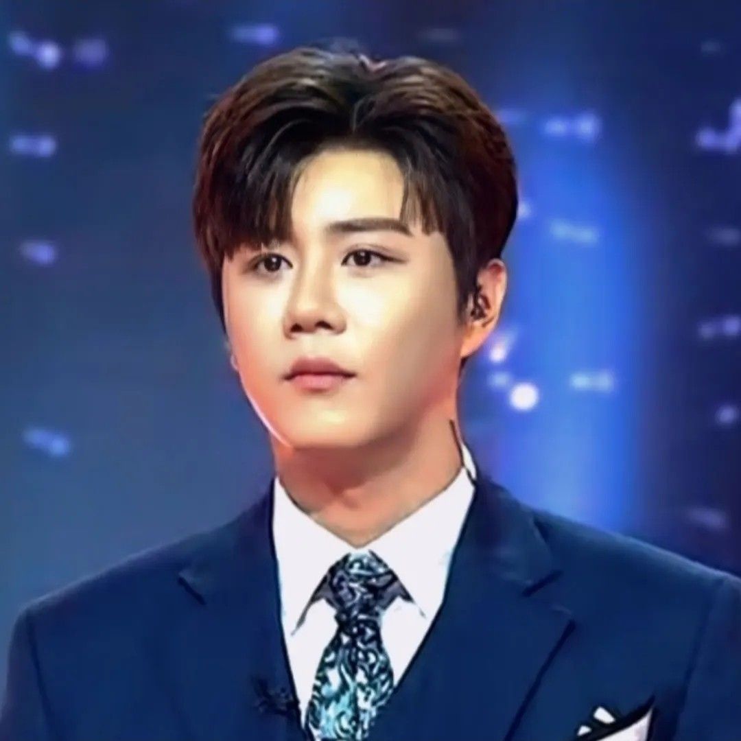 Recent activity shot of Jin Haesung