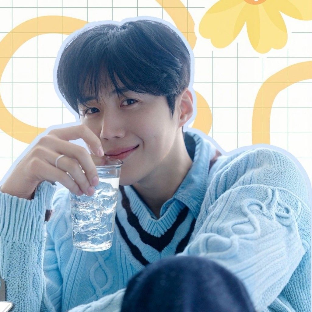 Latest photo of Kim Seonho