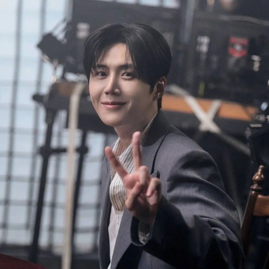 Recent activity shot of Kim Seonho