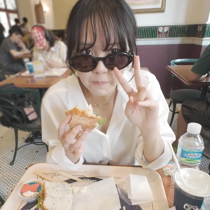 A moment captured by a fan of Kim Sohyun