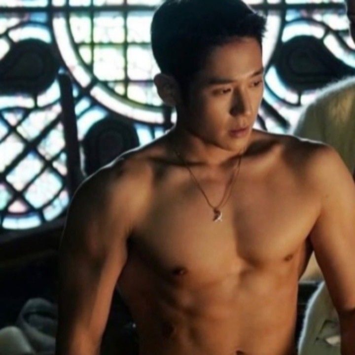 丁海寅的最新照片