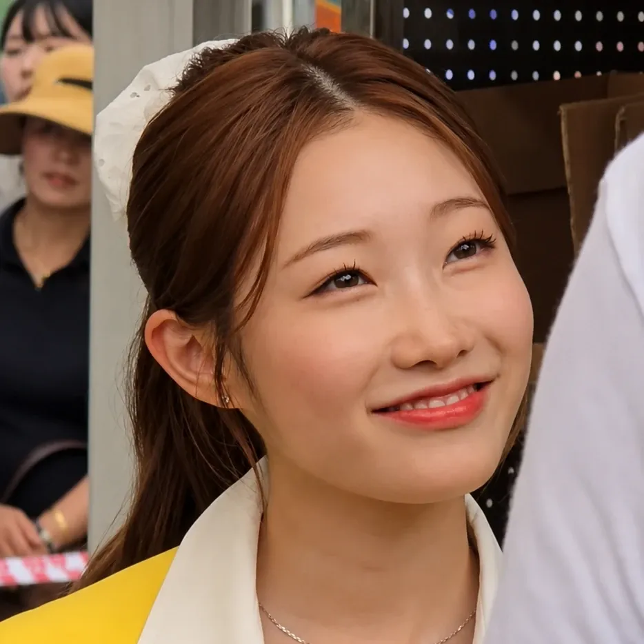 A moment captured by a fan of Jung Seojoo