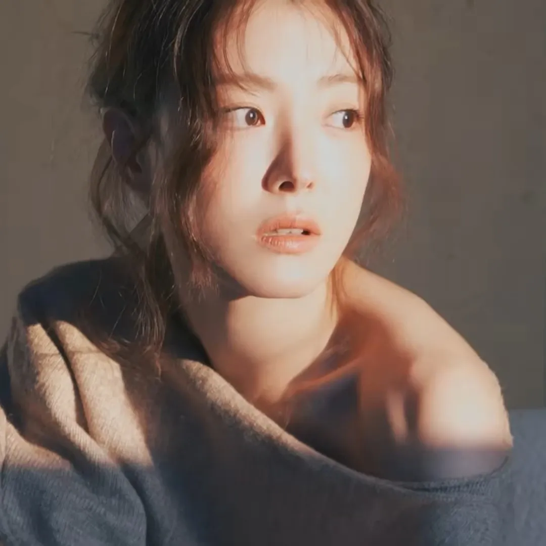 A moment captured by a fan of Lee Seyoung