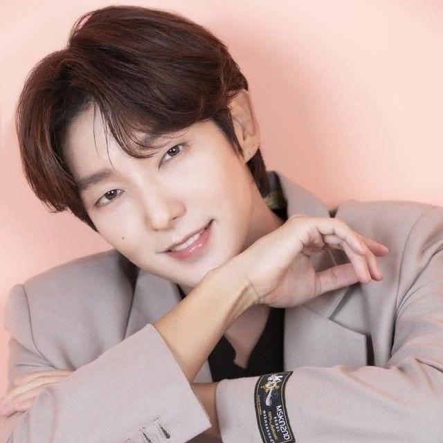 이준기 최근 활동샷