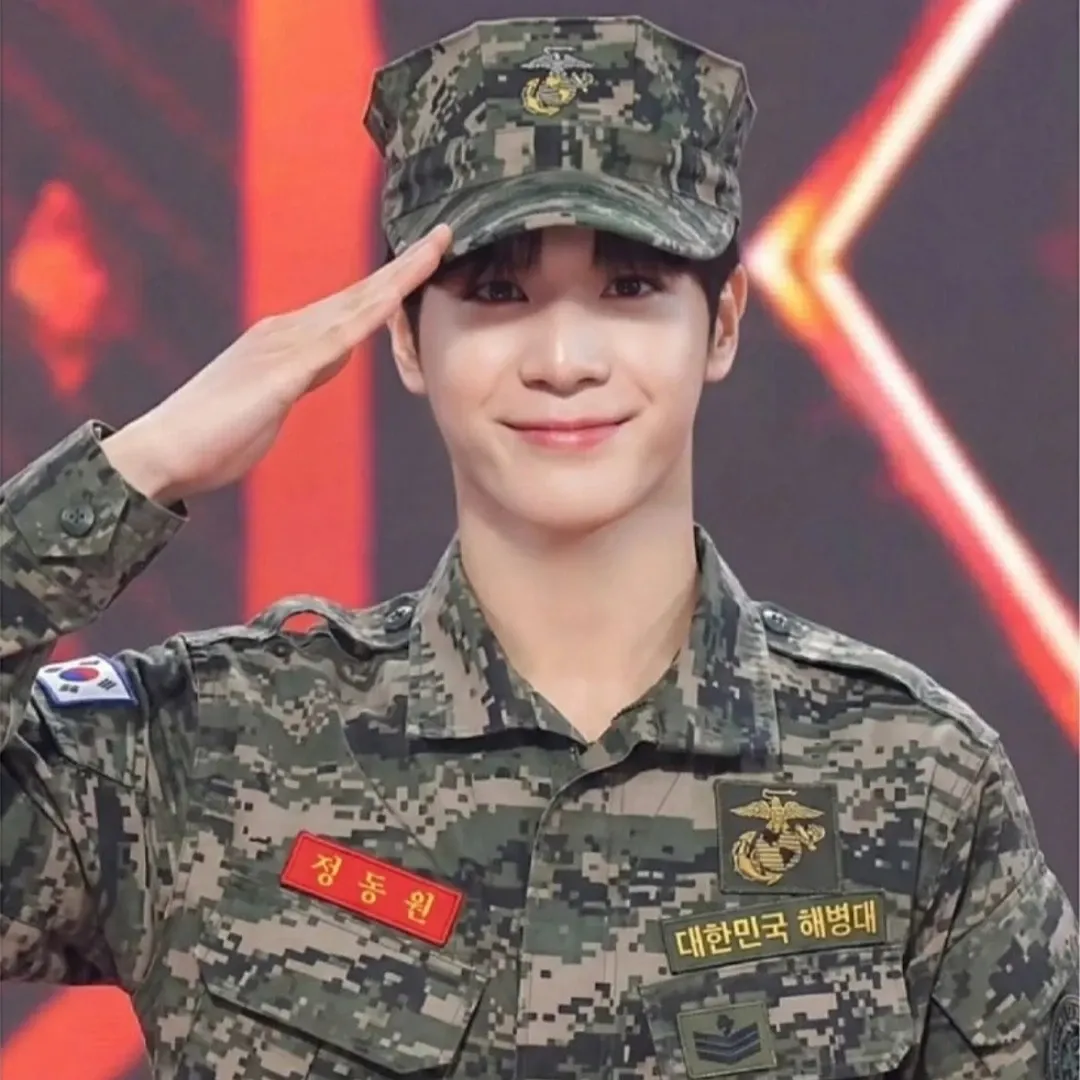 Foto terbaru dari Jeong Dongwon