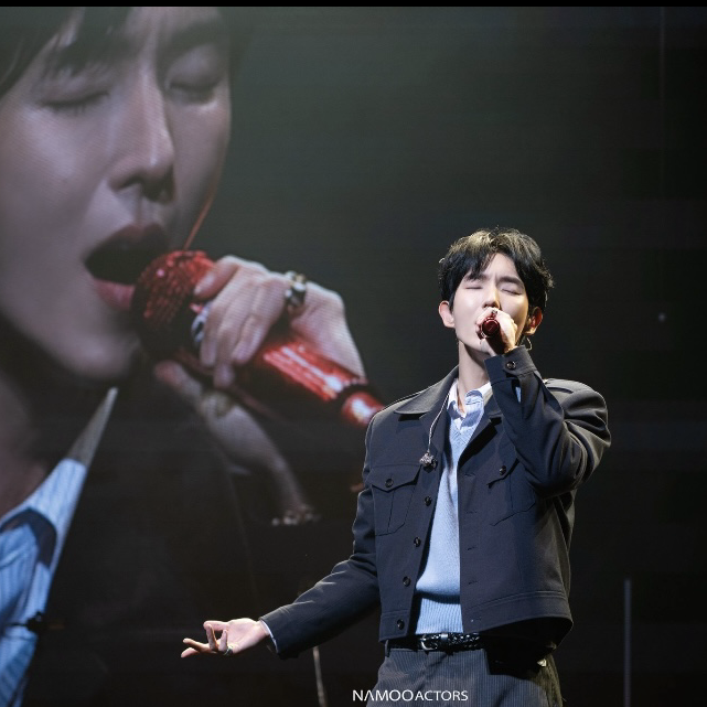 Behind-the-scenes cut of Lee Joongi