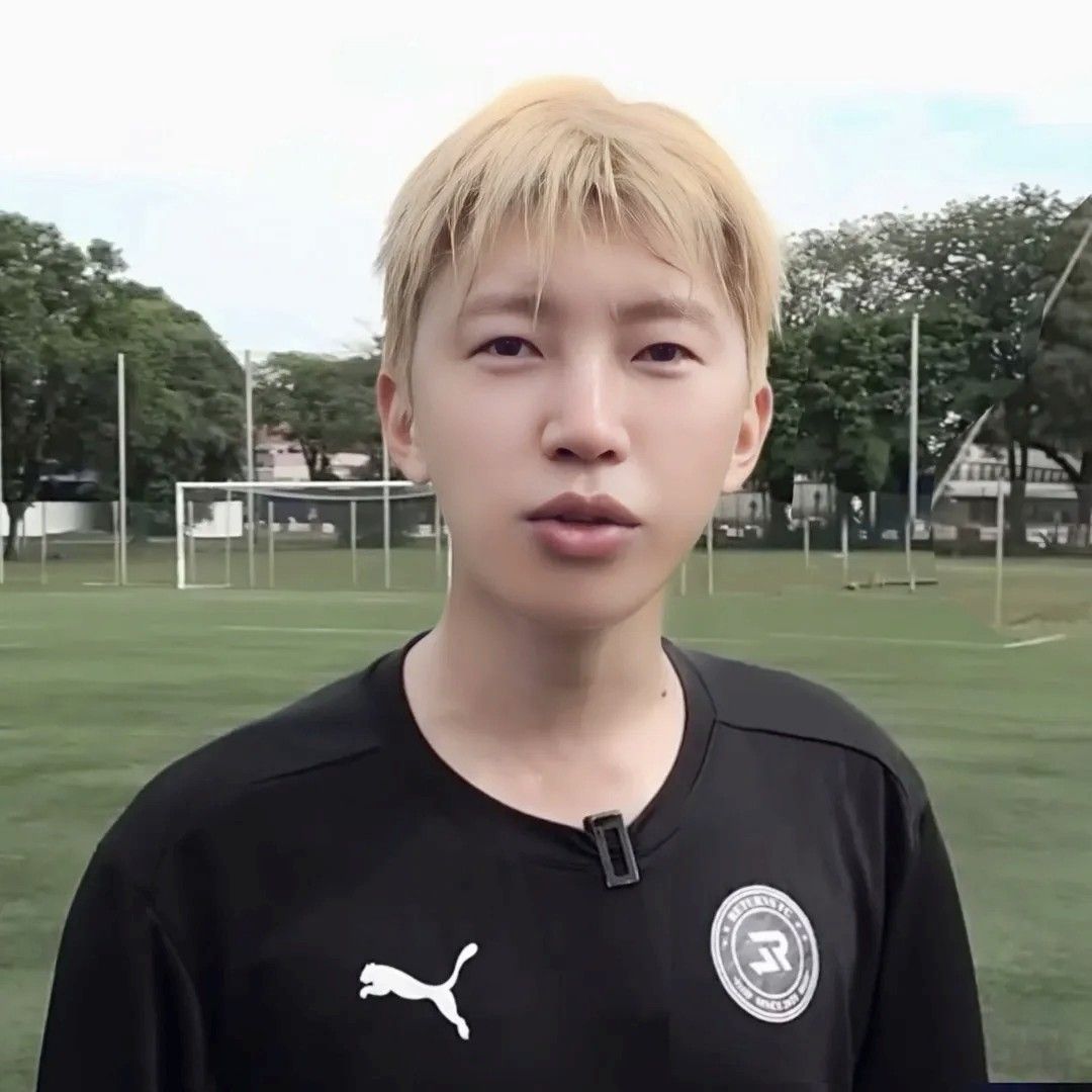 Foto terbaru dari Lim Youngwoong