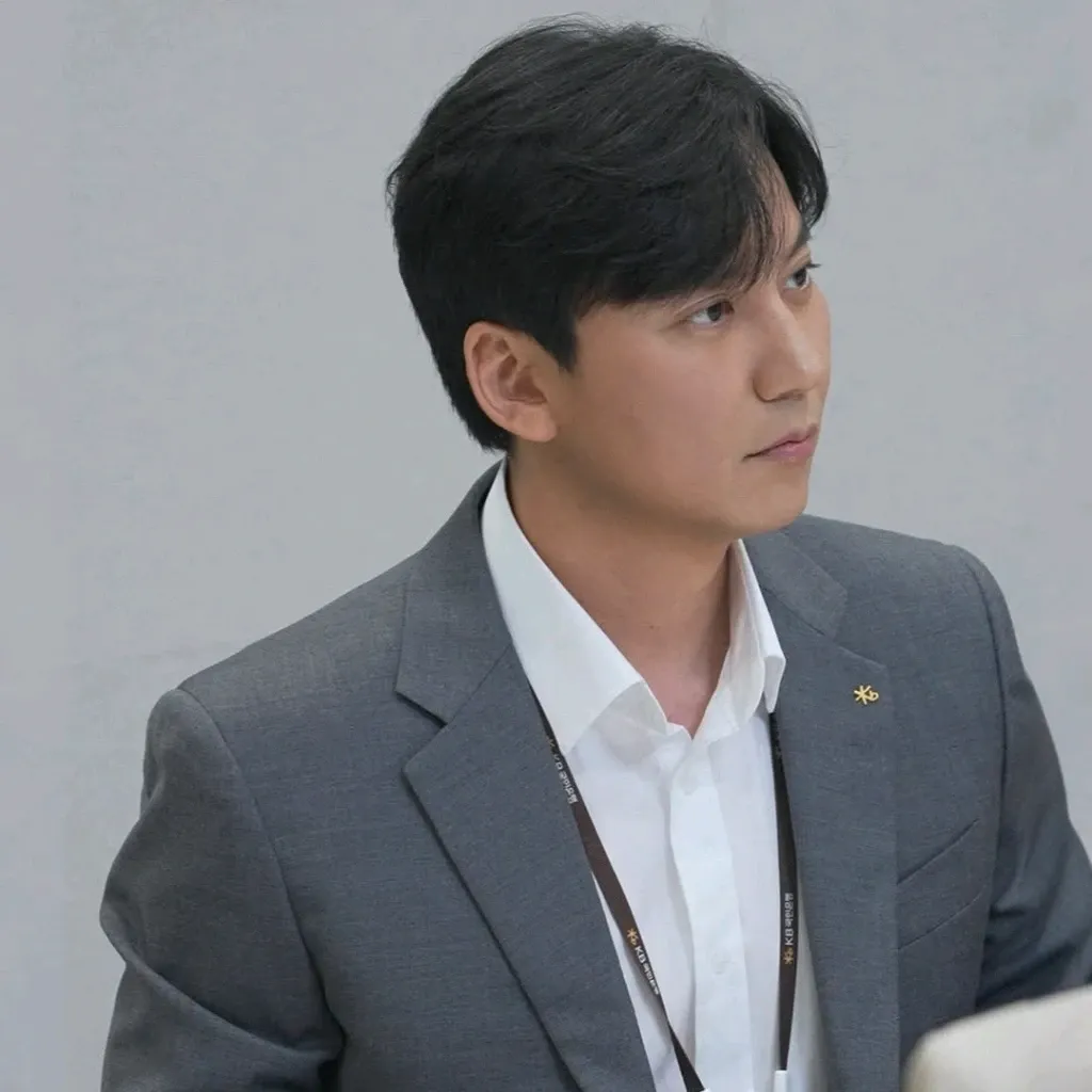 Latest photo of Kim Namgil
