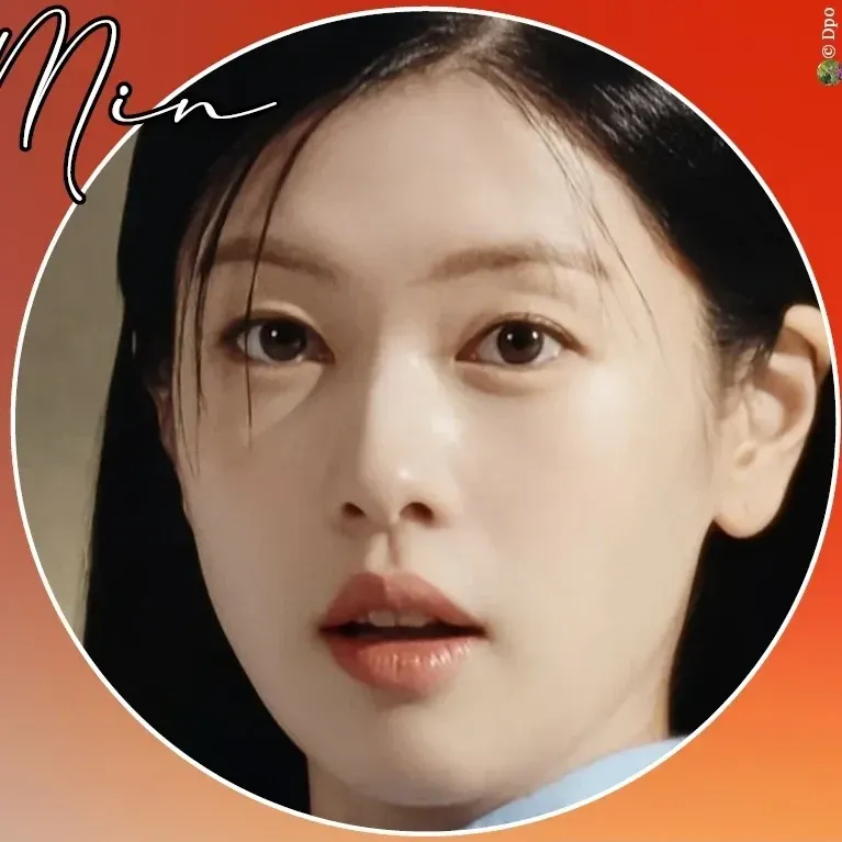 Behind-the-scenes cut of Jung Somin
