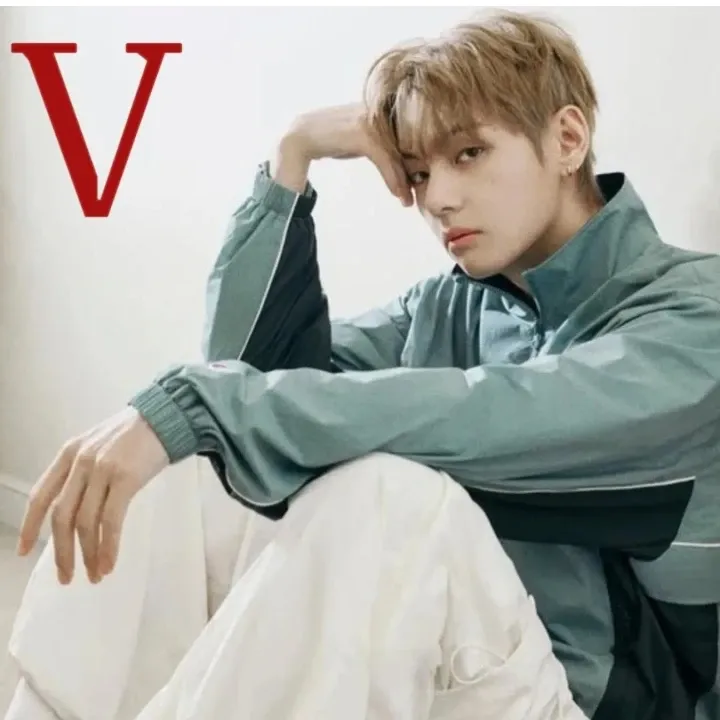 Latest photo of Kim Taehyung (V)
