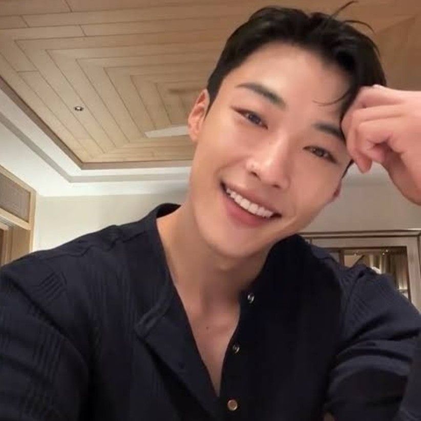 Recent activity shot of Woo Dohwan