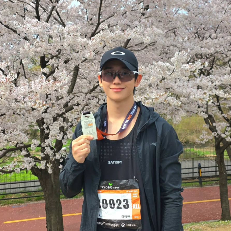 丁海寅的最新照片