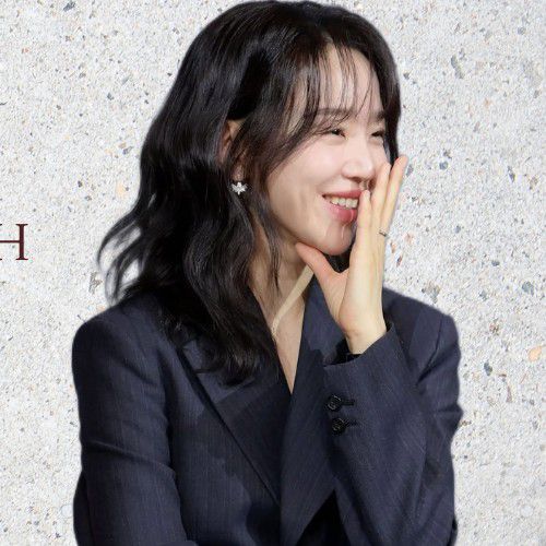 Behind-the-scenes cut of Shin Haesun