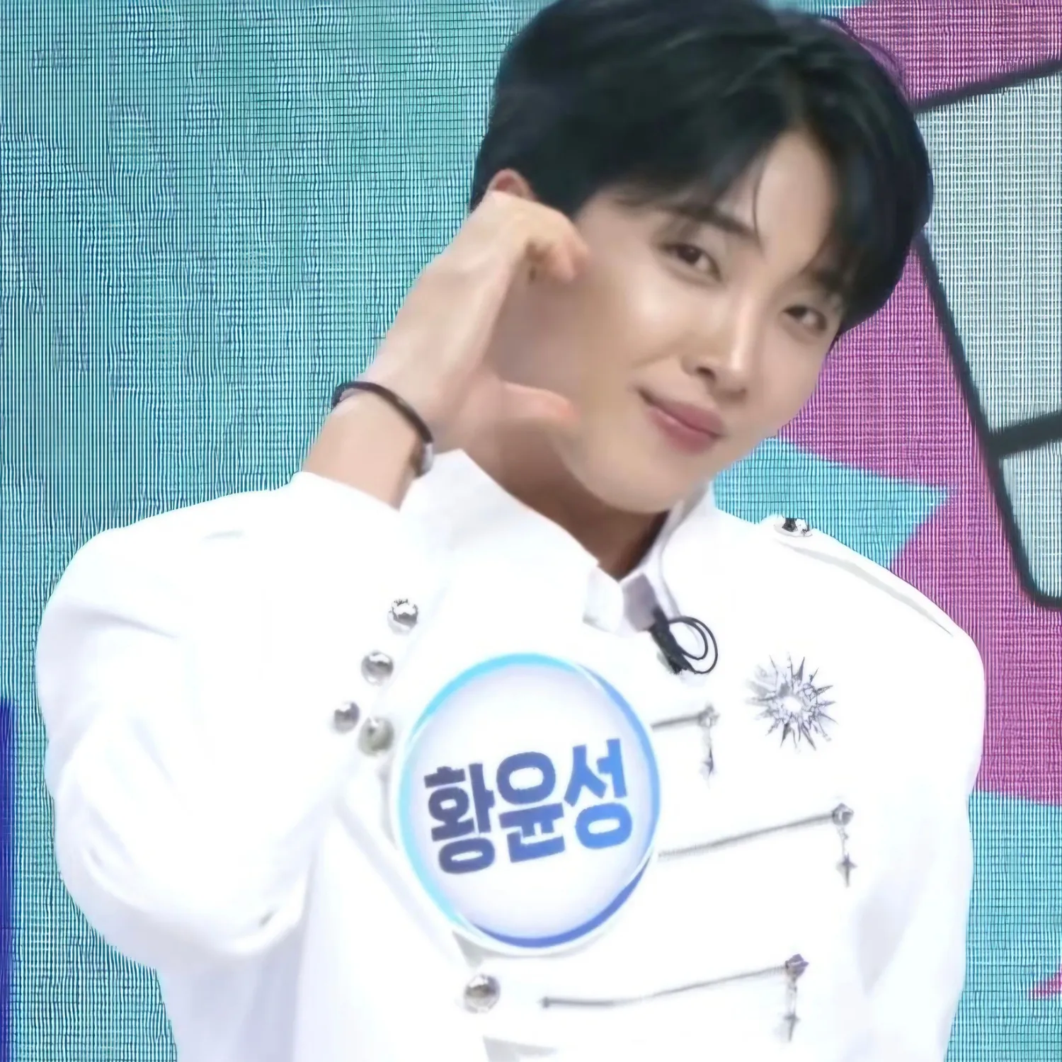 Latest photo of Hwang Yunsung