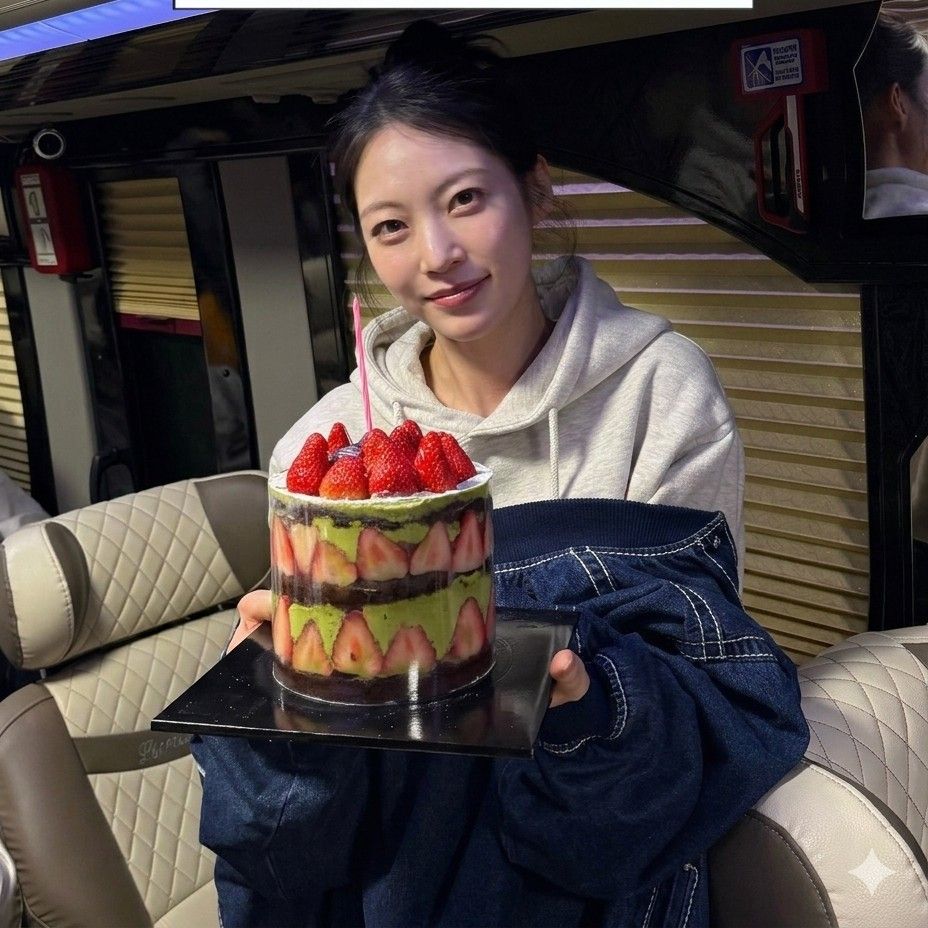 Latest photo of Gong Seungyeon