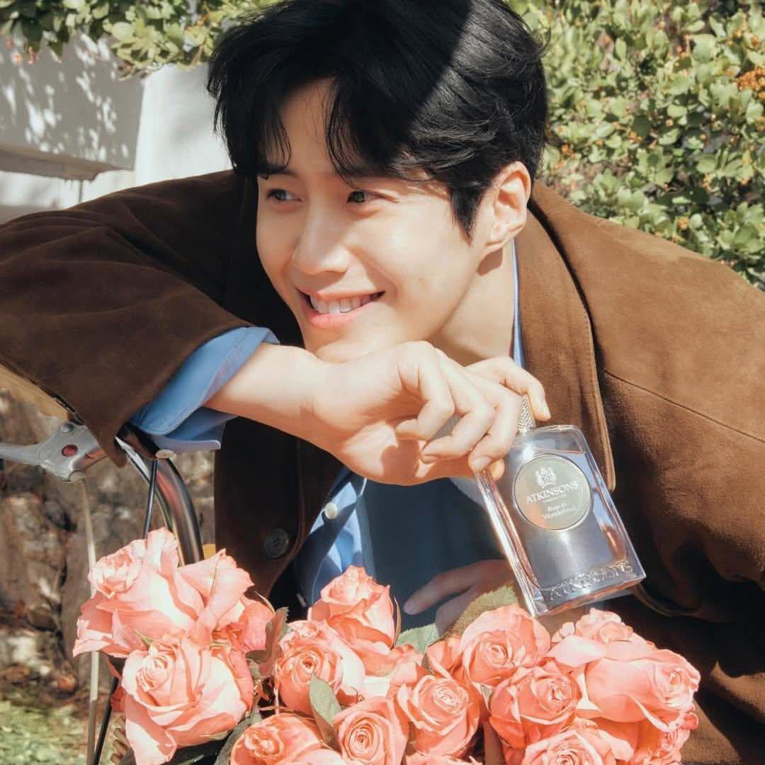 金宣虎的最新照片