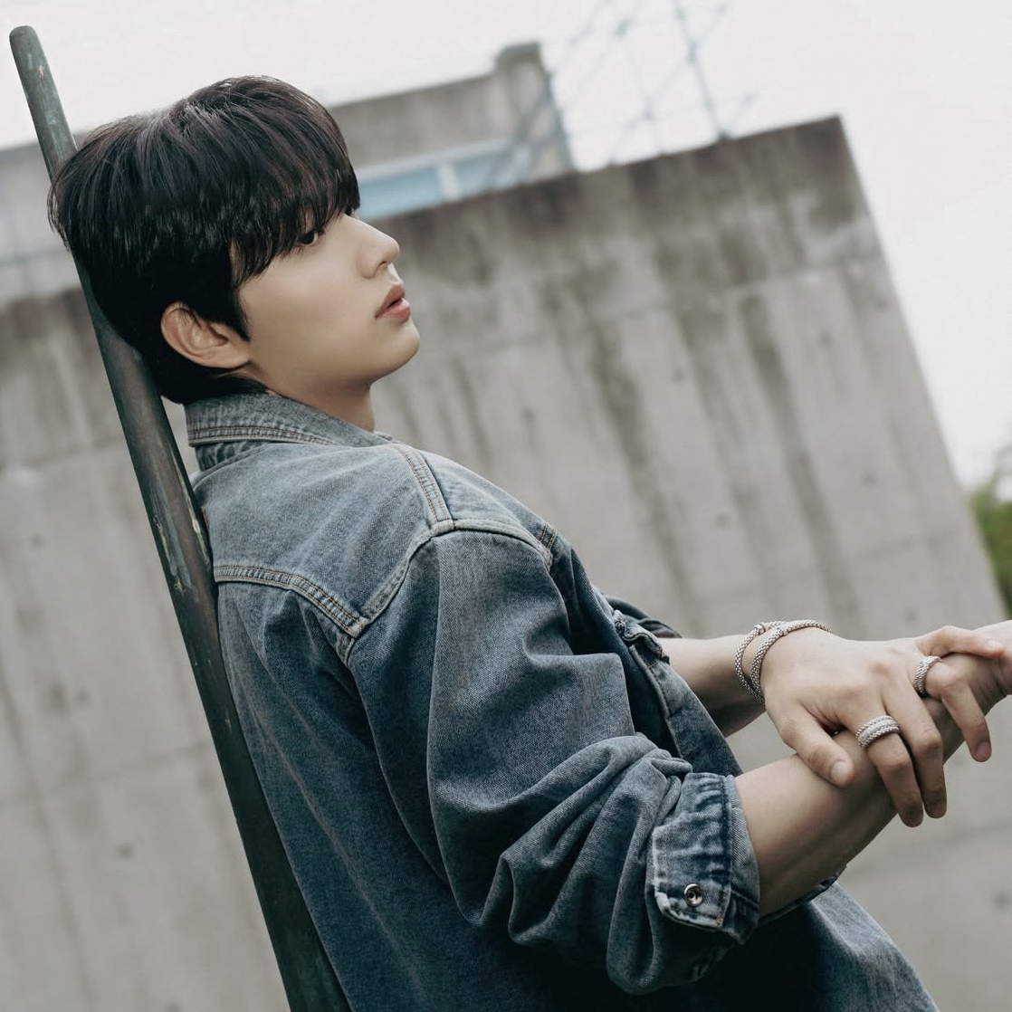 Recent activity shot of Kim Jaewon