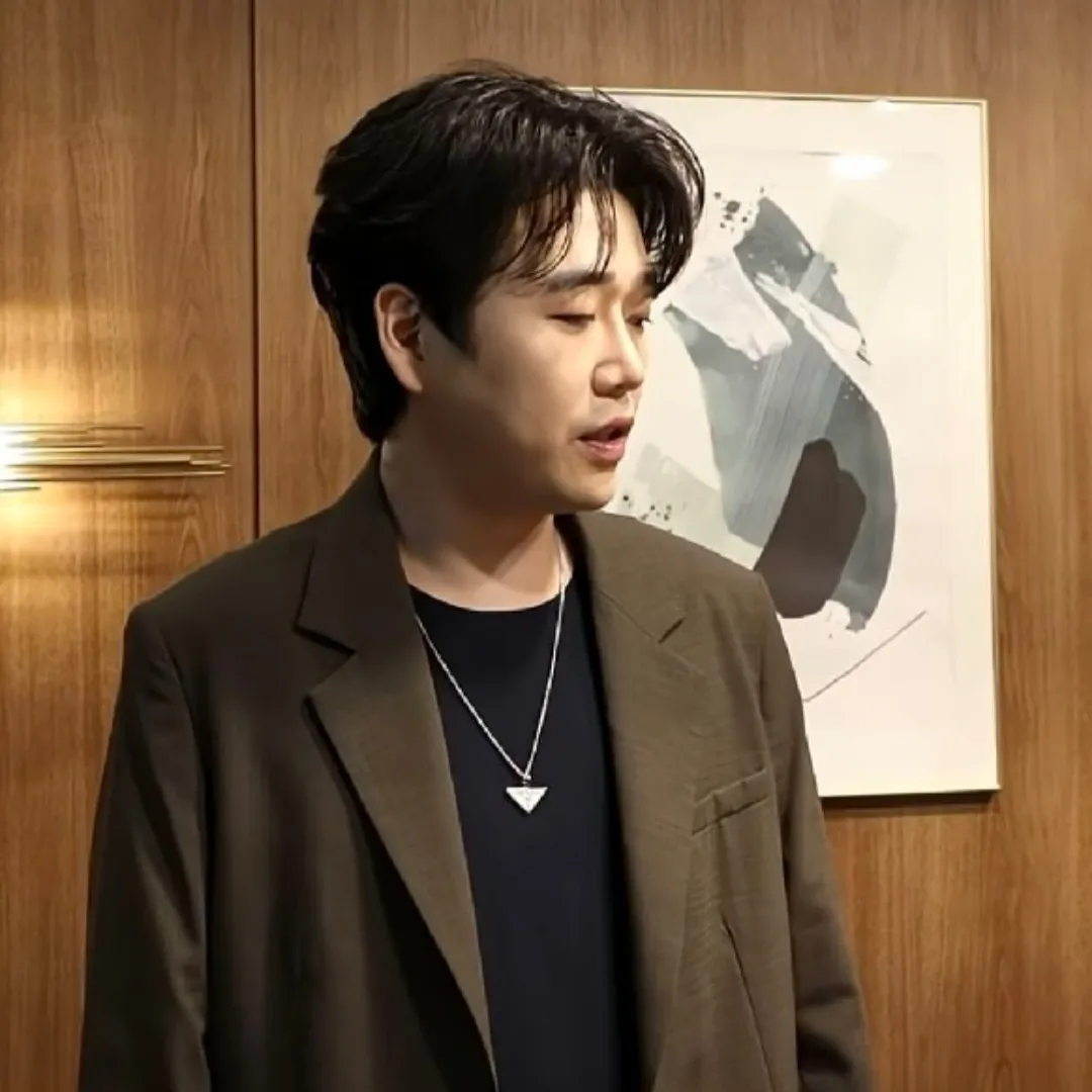 A moment captured by a fan of Hwang Youngwoong