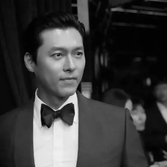 Cuplikan di balik layar dari Hyun Bin