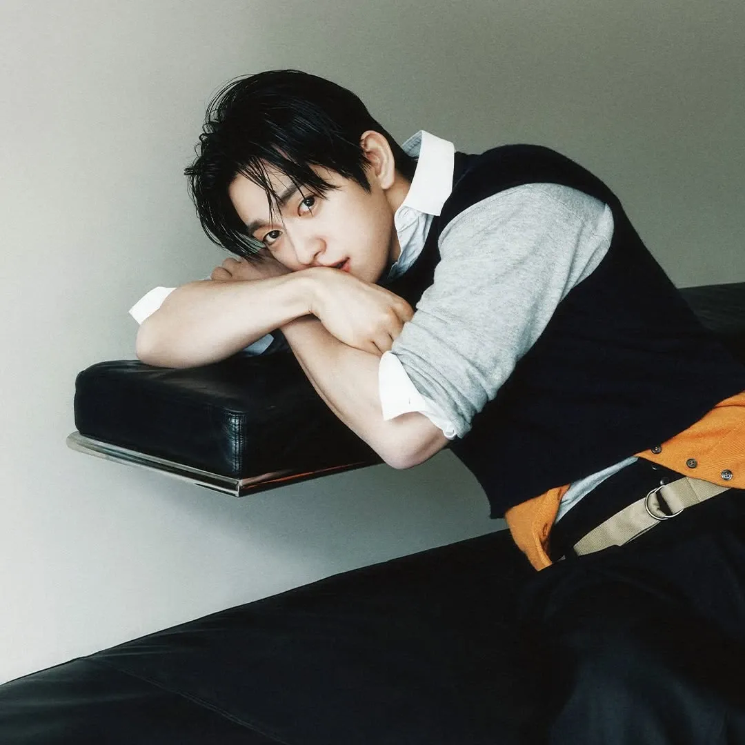 Foto terbaru dari Park Jinyoung